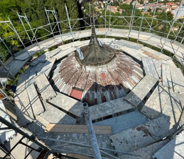 Turnul de biserica san dona di piave, Italia5